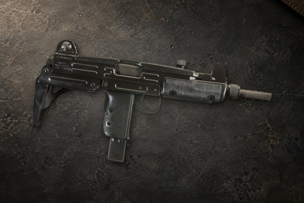 Uzi