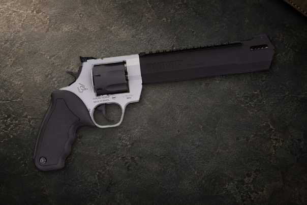 Taurus Raging Hunter